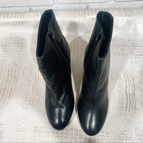 Asos Women’s Resilient Leather Heeled Black Boots - Picture 9 of 11